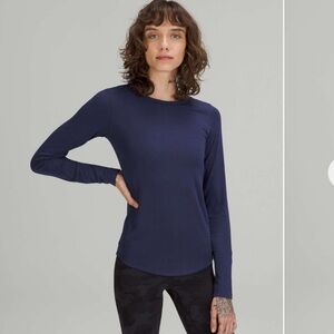 Lululemon Hold Tight Ribbed Long Sleeve Shirt Dark Navy Blue size 8 fit